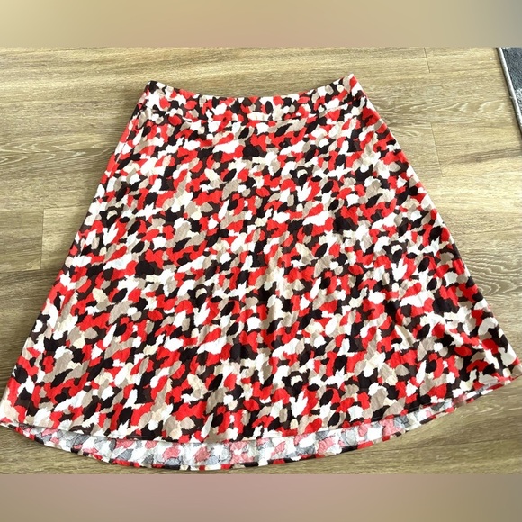 Cato Skirt women’s Flowy A-Line Midi Skirt Bold Abstract Print Red Black Neutral - Picture 1 of 5